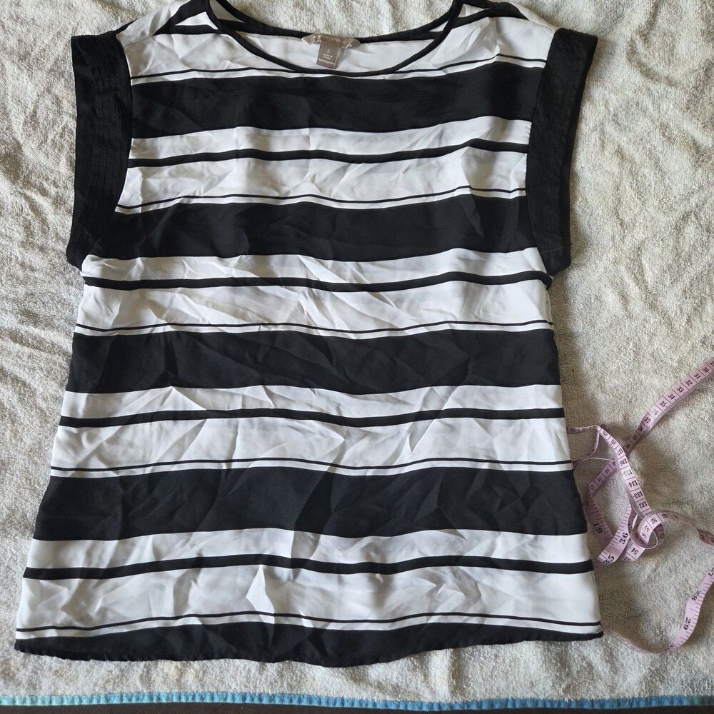 Banana Republic Black White Striped Sleeveless Blouse Top Women’s Small S EUC